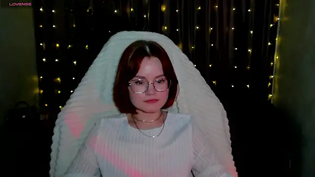 Snapshot of lu_muon chatting on 02.09.25 lu muon online show from 02.09.25