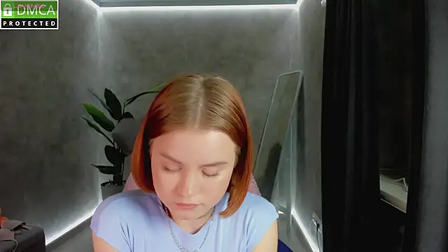 Snapshot of lu_muon chatting on 02.10.25 lu muon online show from 02.10.25