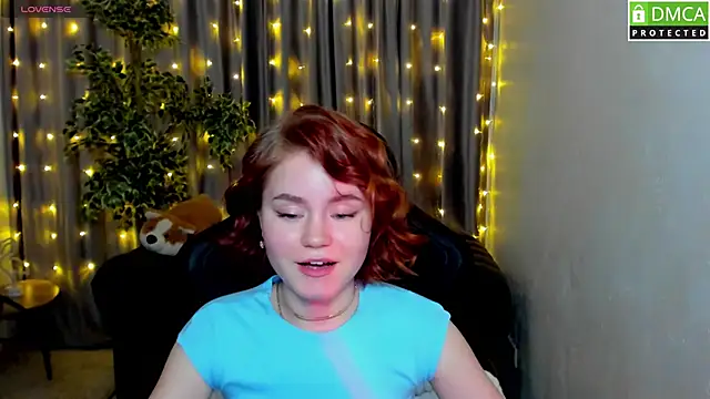 Snapshot of lu_muon chatting on 02.15.25 lu muon online show from 02.15.25