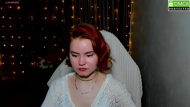 Snapshot of lu_muon chatting on 02.16.25 lu muon online show from 02.16.25