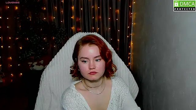 Snapshot of lu_muon chatting on 02.16.25 lu muon online show from 02.16.25