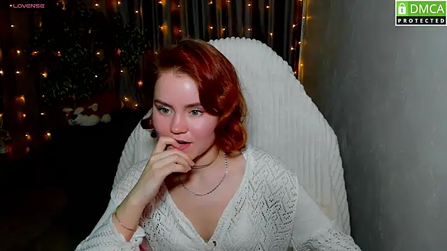 Snapshot of lu_muon chatting on 02.16.25 lu muon online show from 02.16.25