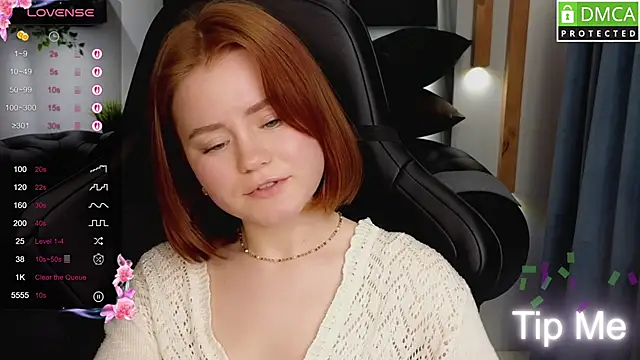 Snapshot of lu_muon chatting on 03.19.25 lu muon online show from 03.19.25