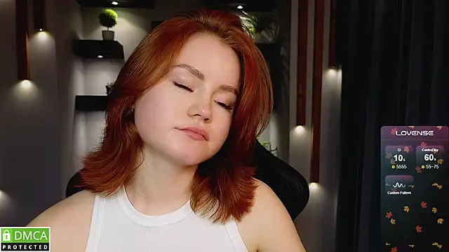 Snapshot of lu_muon chatting on 09.22.25 lu muon online show from 09.22.25