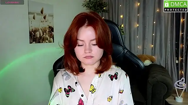 Snapshot of lu_muon chatting on 10.04.25 lu muon online show from 10.04.25