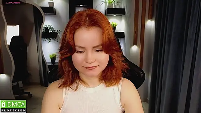 Snapshot of lu_muon chatting on 10.09.25 lu muon online show from 10.09.25