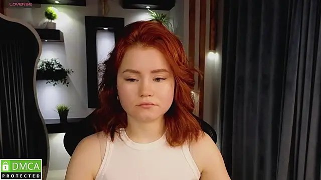 Snapshot of lu_muon chatting on 10.10.25 lu muon online show from 10.10.25