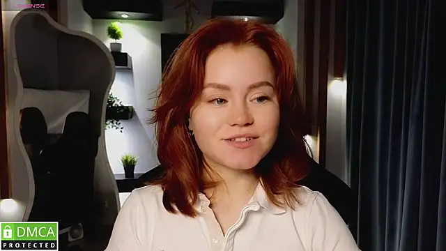 Snapshot of lu_muon chatting on 10.16.25 lu muon online show from 10.16.25