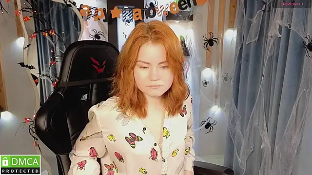 Snapshot of lu_muon chatting on 11.04.25 lu muon online show from 11.04.25