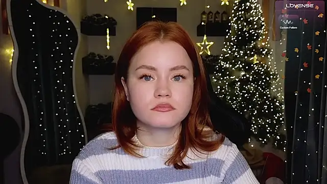 Snapshot of lu_muon chatting on 12.04.25 lu muon online show from 12.04.25