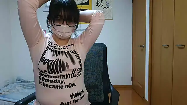 Snapshot of Sisi_cute chatting on 03.12.26 Sisi cute online show from 03.12.26