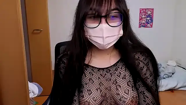 Snapshot of Sisi_cute chatting on 03.24.26 Sisi cute online show from 03.24.26