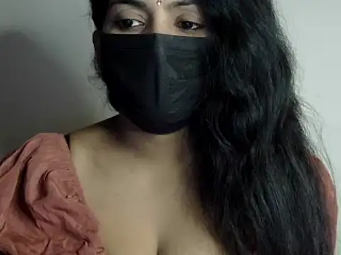 Snapshot of Reddy_Trisha chatting on 01.28.25 Reddy Trisha online show from 01.28.25