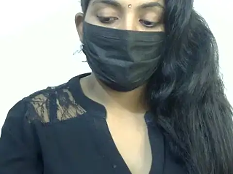 Snapshot of Reddy_Trisha chatting on 02.05.25 Reddy Trisha online show from 02.05.25