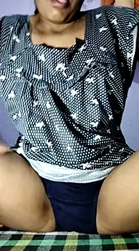 Snapshot of Red-Rose25 chatting on 01.28.25 Red-Rose25 online show from 01.28.25