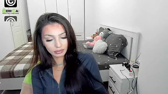 HelenShawn online show from 12.03.25