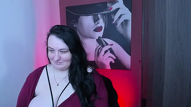 QueenOfHaze online show from 09.28.25