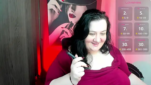 QueenOfHaze online show from 07.03.26