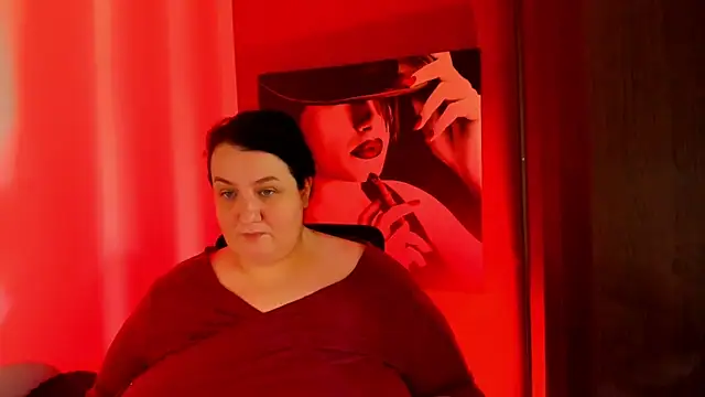 QueenOfHaze online show from 07.05.26