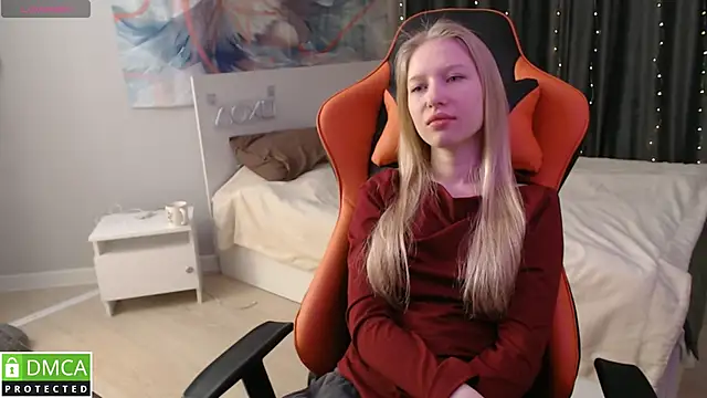 crystalyss online show from 02.05.25