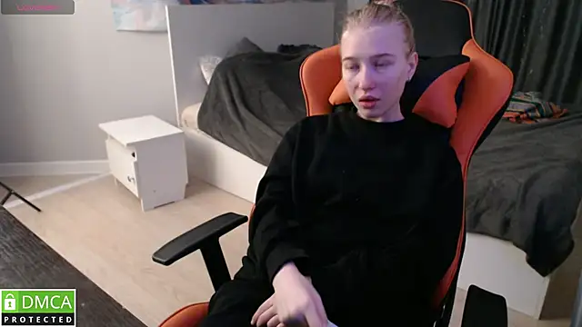 crystalyss online show from 02.21.25