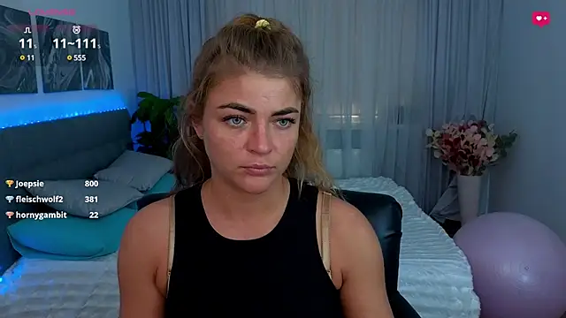 Donna Sun online show from 02.13.25