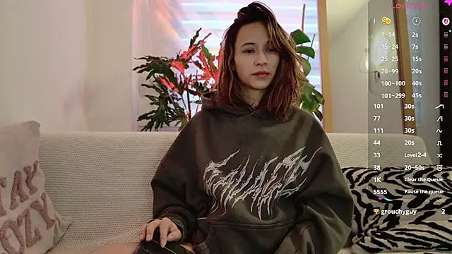 GerberaBlooms77 online show from 03.25.26