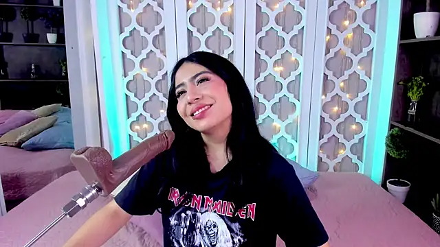 aniie west online show from 02.07.25