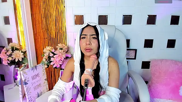 aniie west online show from 03.05.25