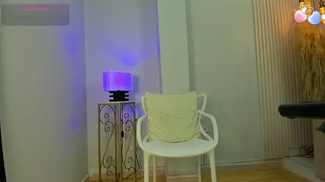 alana rossetti online show from 05.10.26
