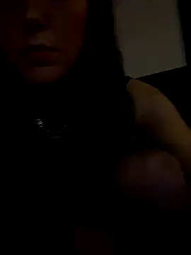 Snapshot of Hornyamy026 chatting on 11.13.25 Hornyamy026 online show from 11.13.25