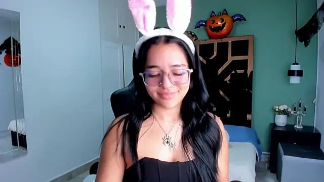 Billie Jhonson  online show from 11.05.25