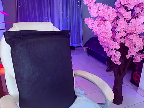 latexgoddes online show from 02.15.26