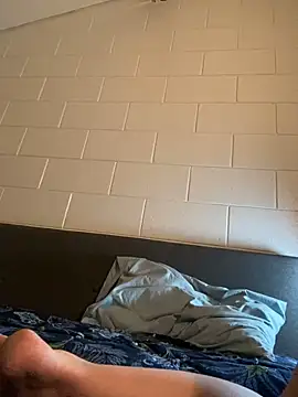 thequeenkendall2025 online show from 02.16.25