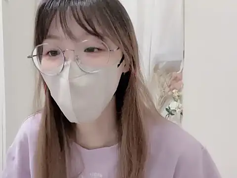 Snapshot of Chu1314 chatting on 03.05.25 Chu1314 online show from 03.05.25