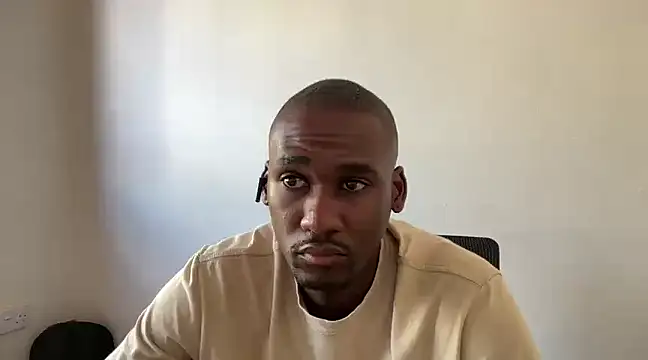 Snapshot of babyboy_tee chatting on 01.23.25 babyboy tee online show from 01.23.25