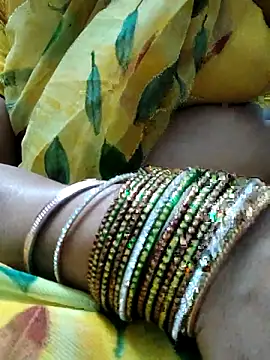 Snapshot of laxmitelugu78 chatting on 03.09.25 laxmitelugu78 online show from 03.09.25