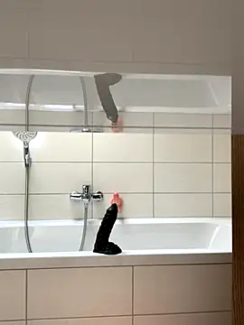 Snapshot of The_Rocket chatting on 09.13.25 The Rocket online show from 09.13.25