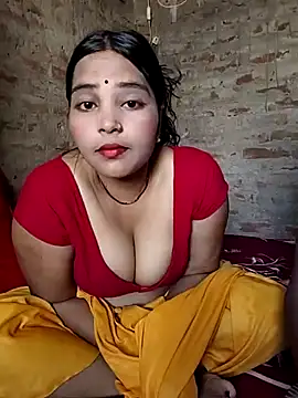 Snapshot of Simrandeshipp chatting on 07.26.26 Simrandeshipp online show from 07.26.26