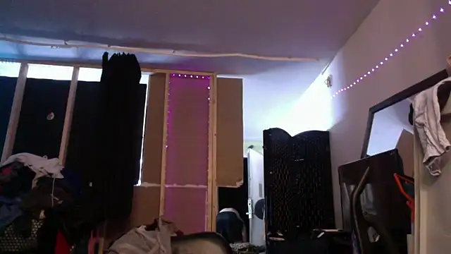 Snapshot of sexyhotstud12 chatting on 02.20.25 sexyhotstud12 online show from 02.20.25