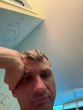 Snapshot of sexyhotstud12 chatting on 02.26.25 sexyhotstud12 online show from 02.26.25