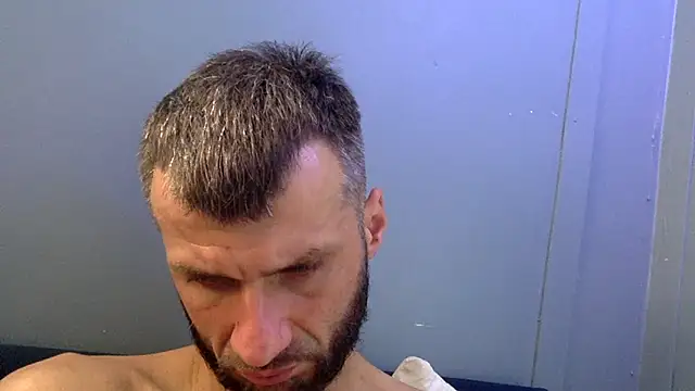 Snapshot of sexyhotstud12 chatting on 12.13.25 sexyhotstud12 online show from 12.13.25