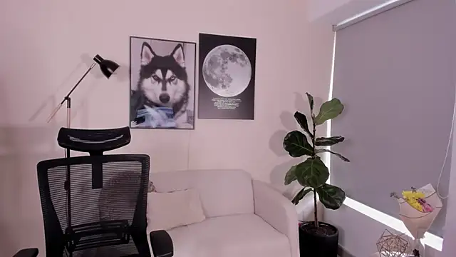 LairaScott online show from 11.29.25