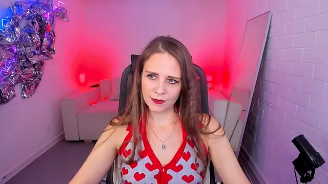 EmiliaBedy online show from 11.18.25