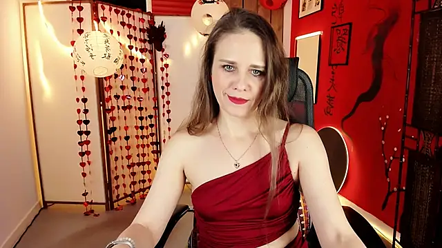 Snapshot of EmiliaBedy chatting on 02.14.26 EmiliaBedy online show from 02.14.26