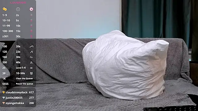 Shiny Jennifer online show from 01.26.25