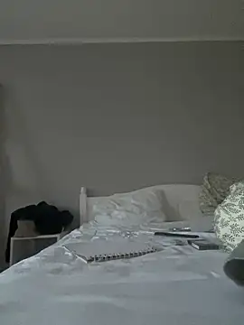 Snapshot of bunnythetailor chatting on 02.23.25 bunnythetailor online show from 02.23.25