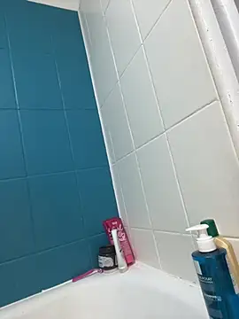 bunnythetailor online show from 03.29.26