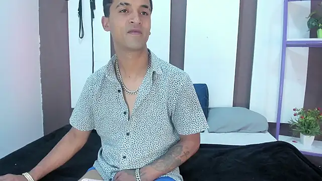 Nikki and Mayk online show from 02.05.26