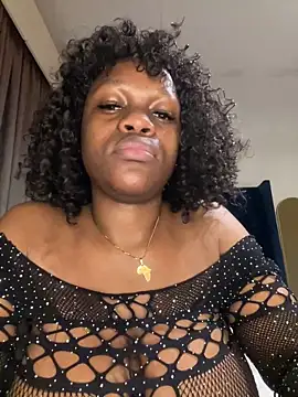 Boneca25 online show from 02.28.25